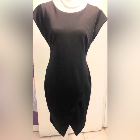 Elegant Black Envelope Sheath Dress W/Scoop Neckline & Cap Sleeve Fits M/L - Picture 2 of 12